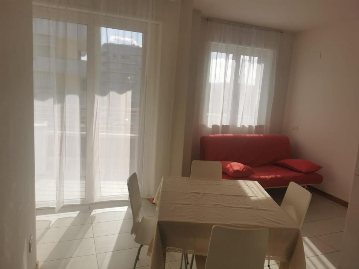 Casamare Alba Adriatica Frontemare Apartman Kültér fotó