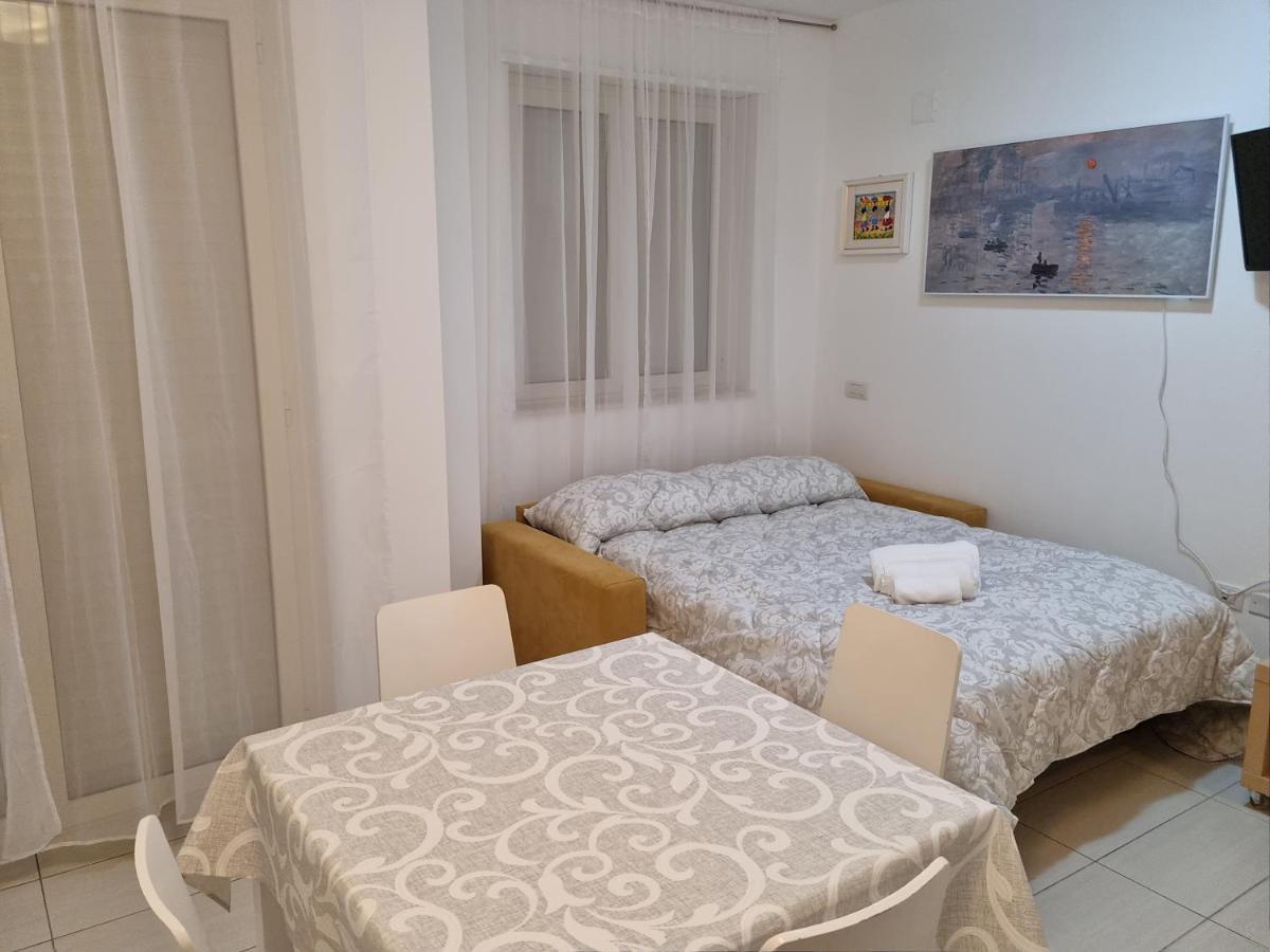 Casamare Alba Adriatica Frontemare Apartman Kültér fotó